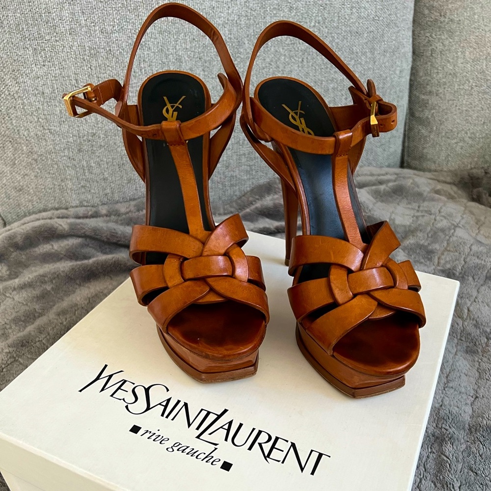 YSL Saint Laurent Tribute Platforms 105 Leather